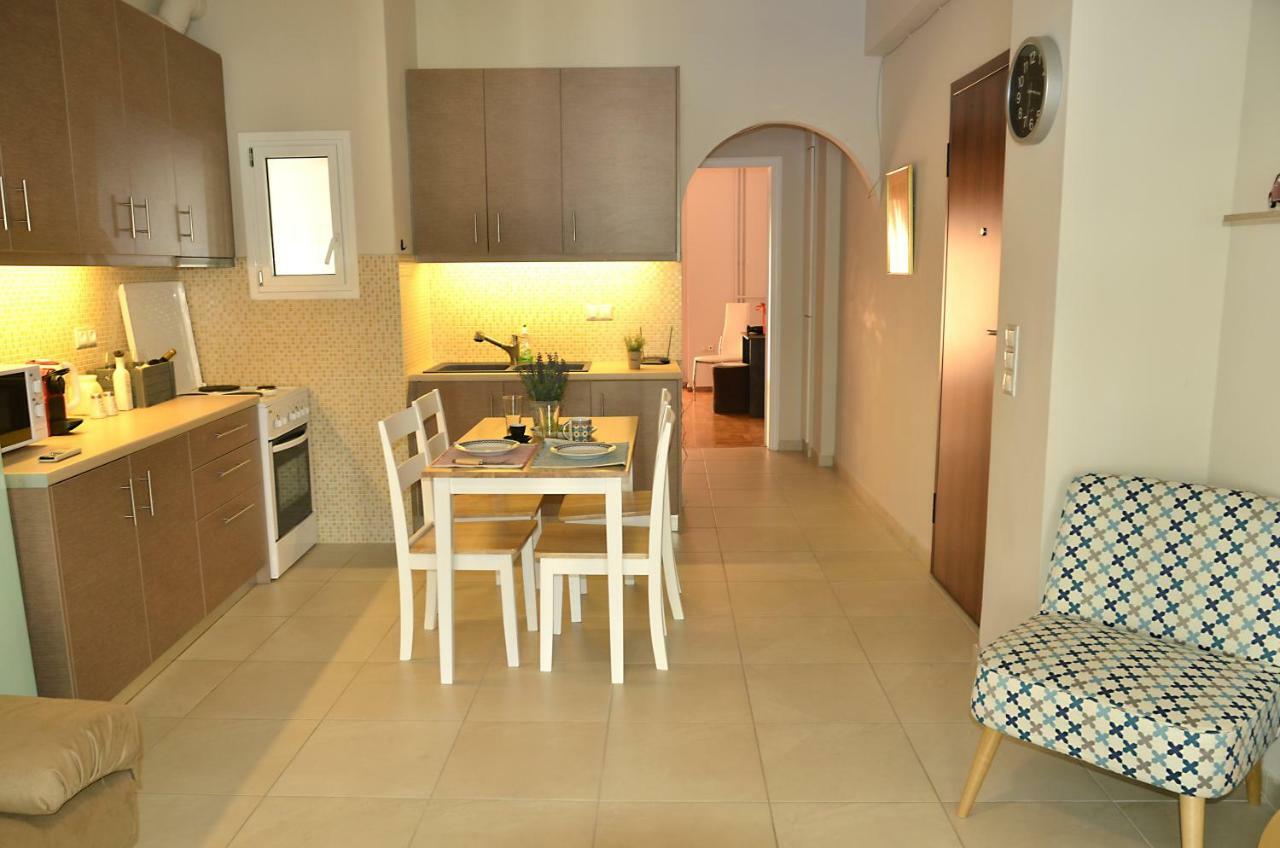 Just 9 Min From Acropolis Apartment Athena Bagian luar foto