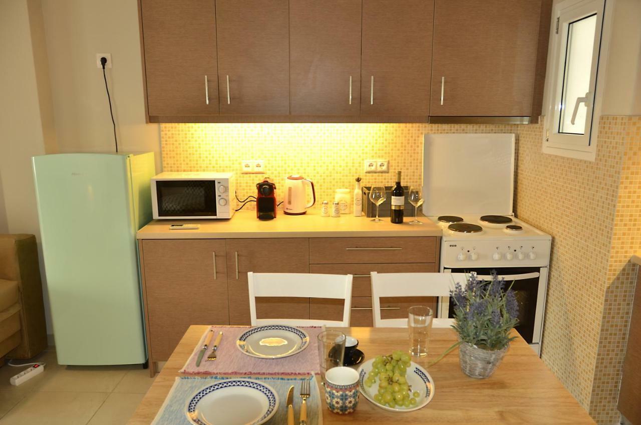 Just 9 Min From Acropolis Apartment Athena Bagian luar foto
